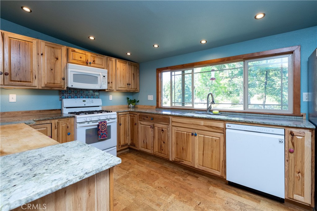 42655 Highway 49, Ahwahnee, CA 93601