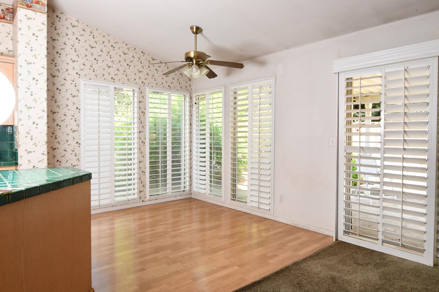 9260 N Green Meadows Ln, Fresno, CA 93720