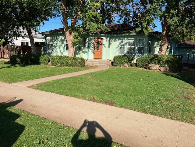 2612 N Farris Ave
