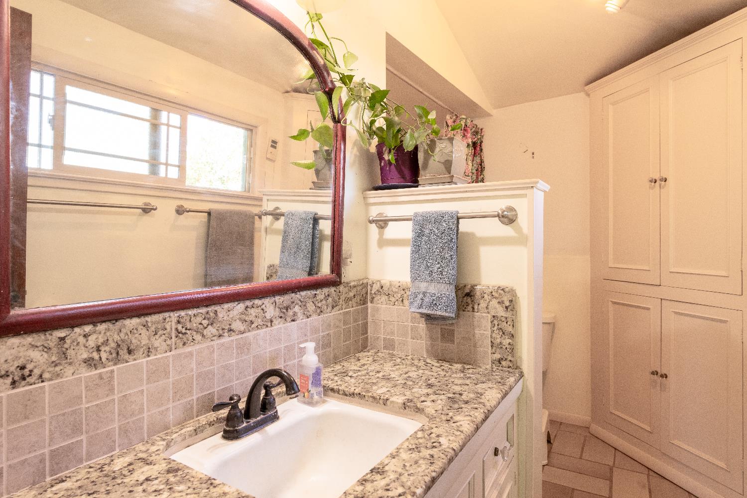 42655 Highway 49, Ahwahnee, CA 93601