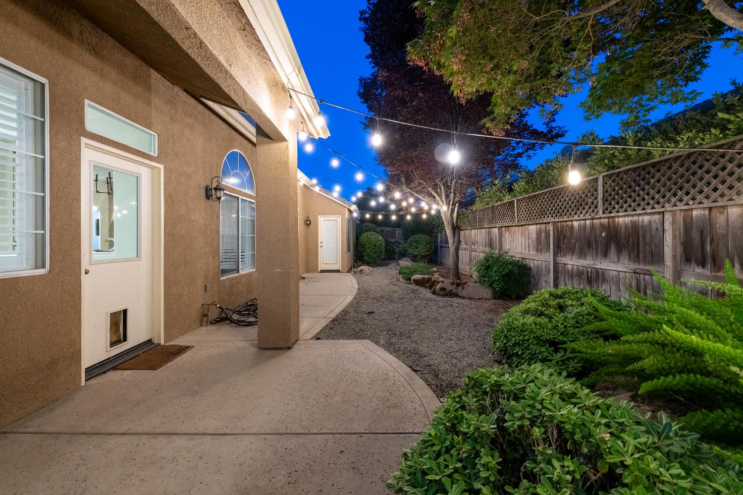 2110 W Rue St Michel, Fresno, CA 93711